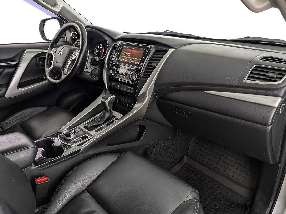 Купить Mitsubishi Pajero Sport, 2018, 87 971 км, фото №9