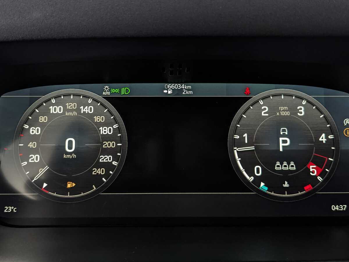 Купить Land Rover Defender 110, 2021, 66 030 км, фото №12