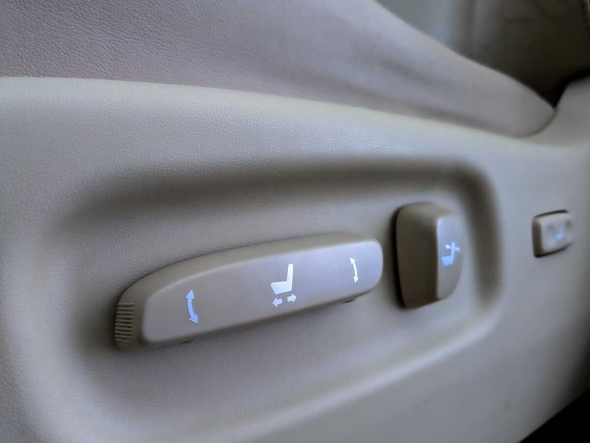 Купить Lexus RX 270, 2011, 125 569 км, фото №17