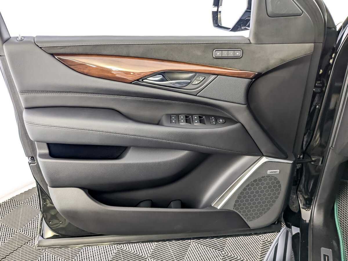 Купить Cadillac Escalade, 2019, 102 397 км, фото №15