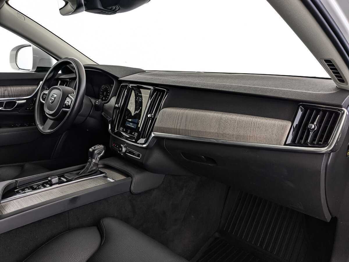 Купить Volvo V90 Cross Country, 2021, 82 423 км, фото №9