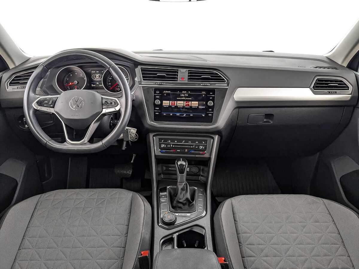 Купить Volkswagen Tiguan, 2021, 42 944 км, фото №10