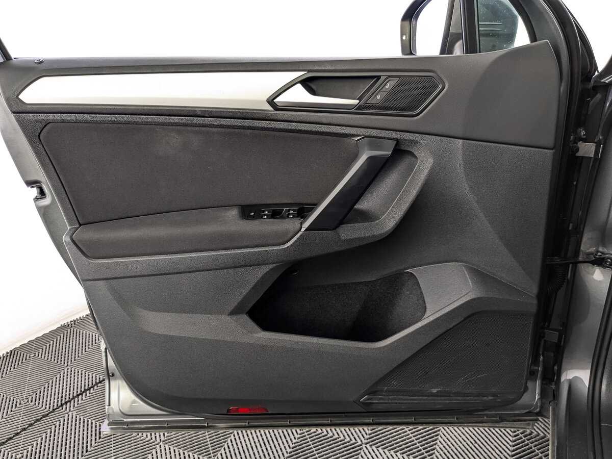 Купить Volkswagen Tiguan, 2021, 42 944 км, фото №15