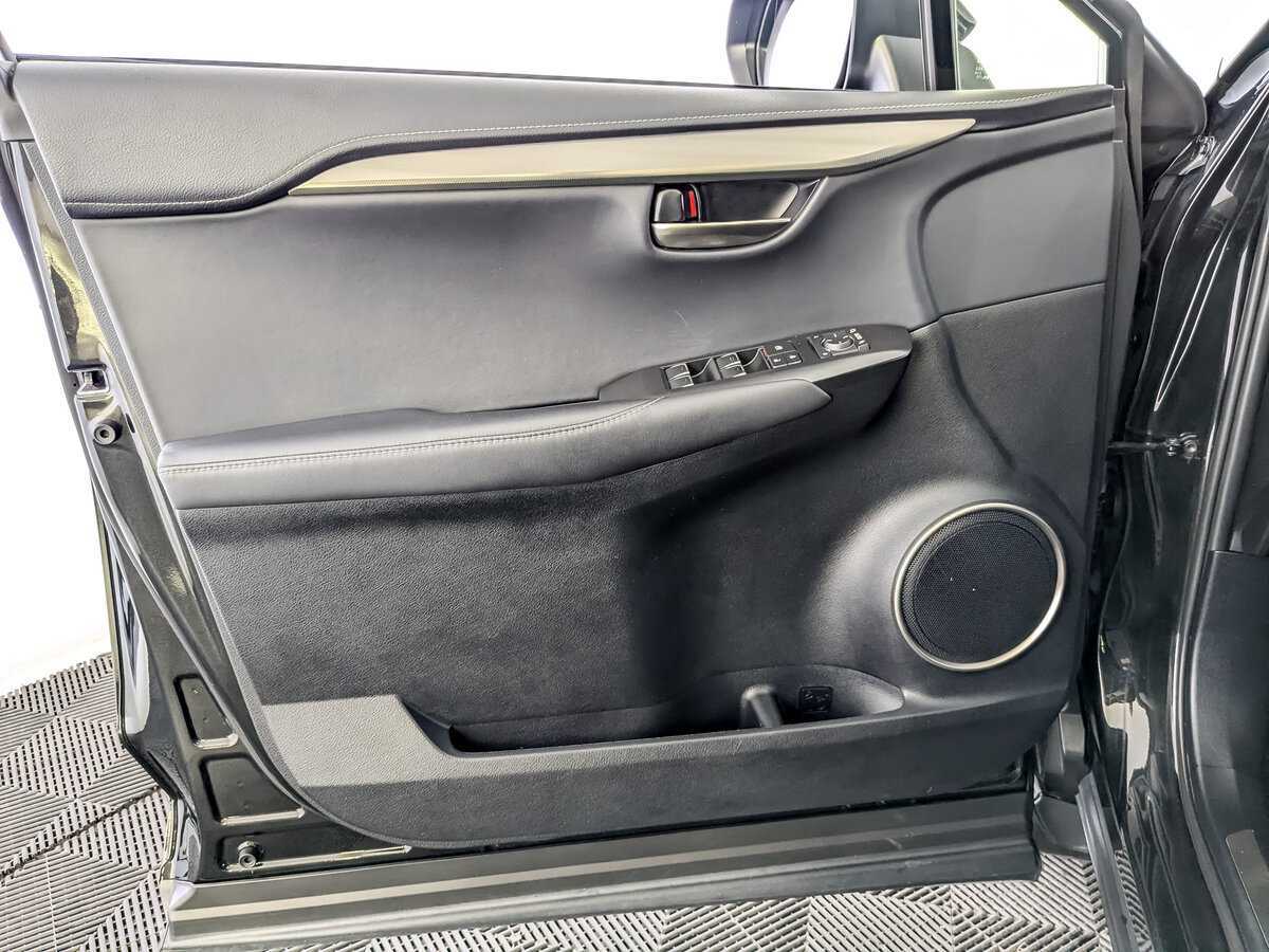 Купить Lexus NX 200, 2018, 60 563 км, фото №15