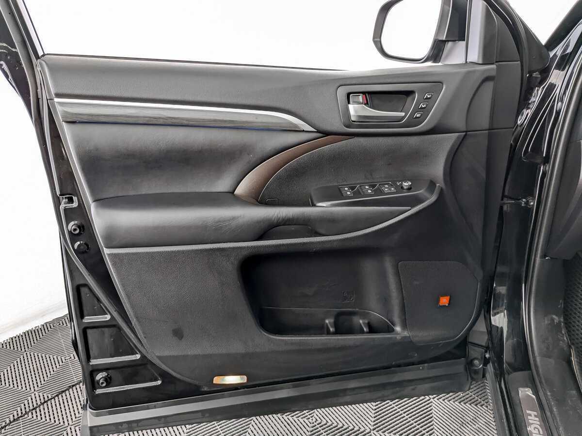 Купить Toyota Highlander, 2019, 111 860 км, фото №15