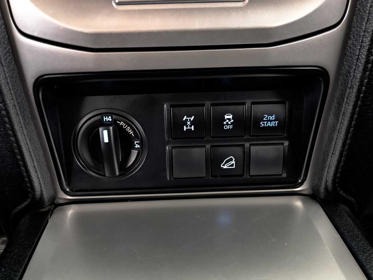 Купить Toyota Land Cruiser Prado, 2020, 38 964 км, фото №20