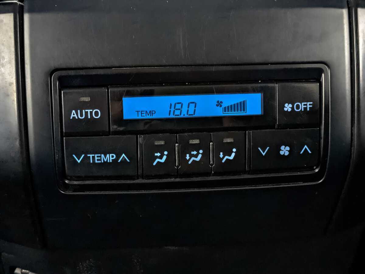 Купить Toyota Land Cruiser Prado, 2020, 38 964 км, фото №22