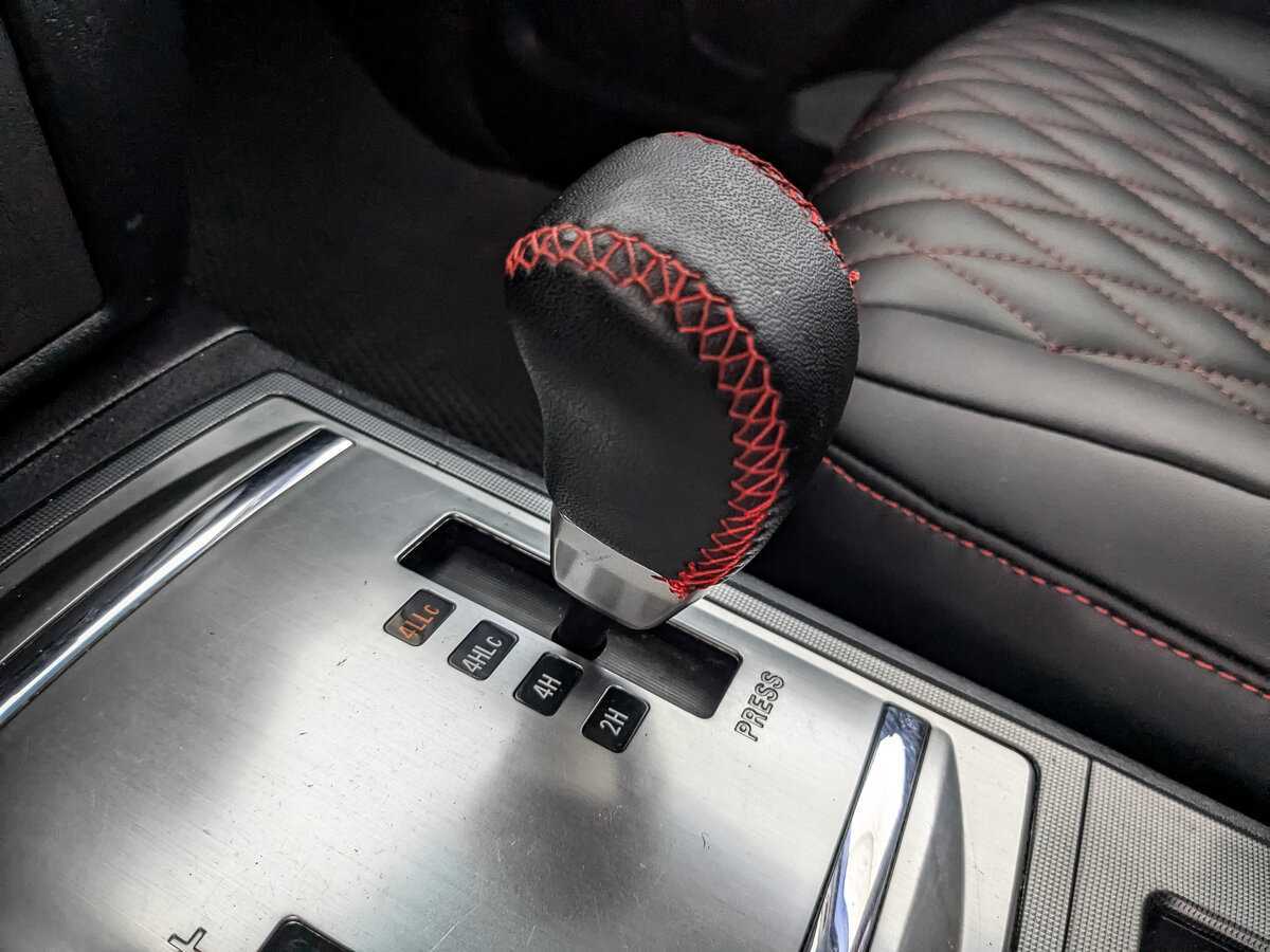 Купить Mitsubishi Pajero, 2011, 201 981 км, фото №22