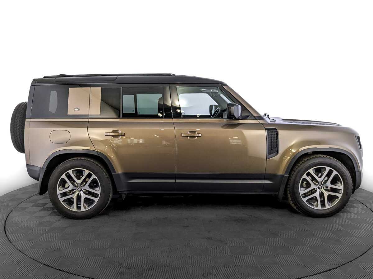 Купить Land Rover Defender 110, 2021, 68 830 км, фото №4
