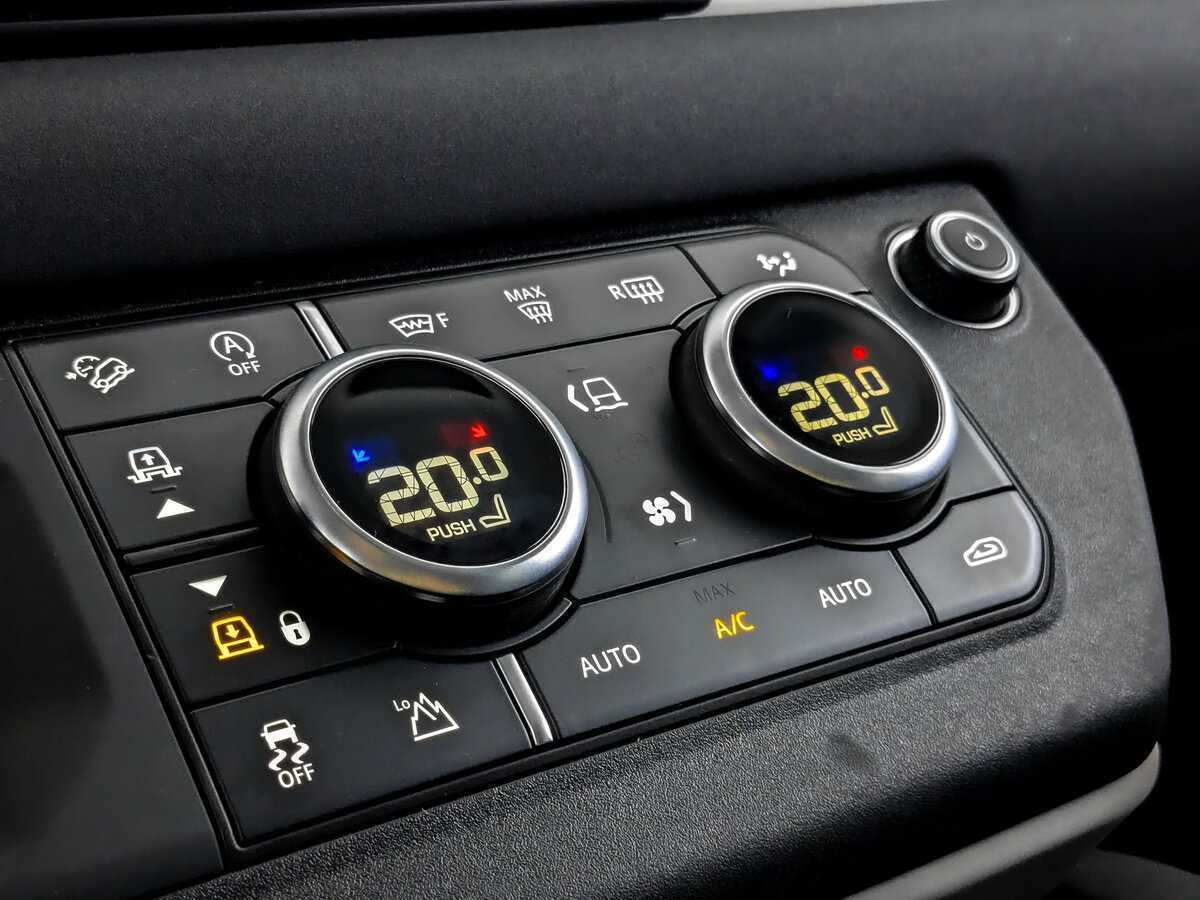 Купить Land Rover Defender 110, 2021, 68 830 км, фото №23