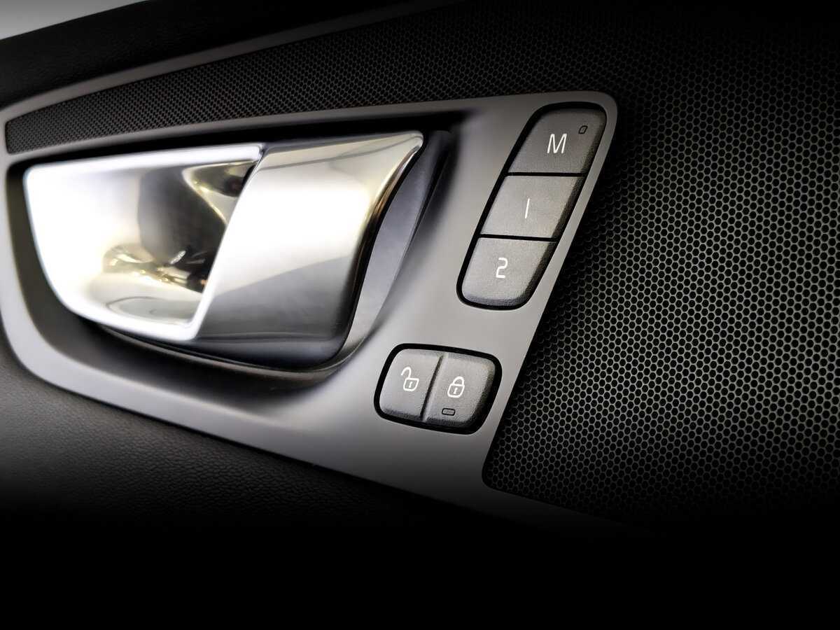 Купить Volvo XC60, 2020, 38 629 км, фото №18