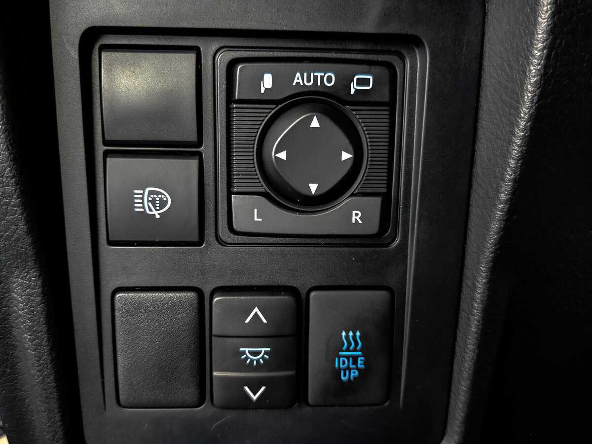 Купить Toyota Land Cruiser Prado, 2018, 108 871 км, фото №26