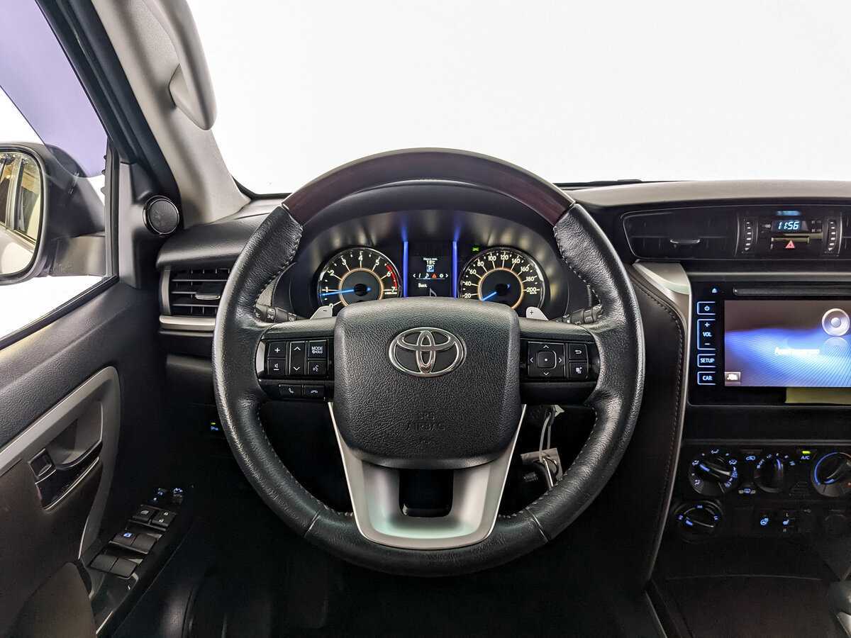 Купить Toyota Fortuner, 2018, 109 199 км, фото №17