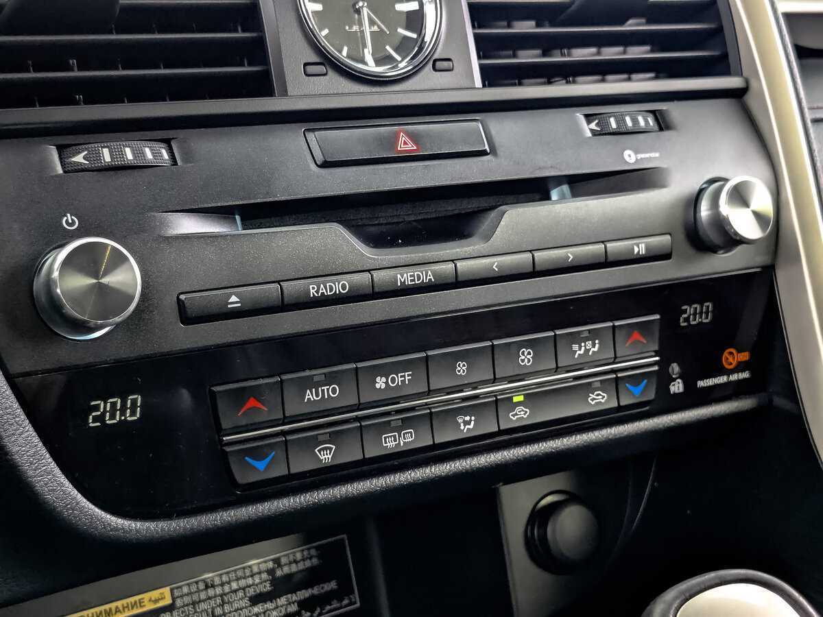 Купить Lexus RX 200t, 2017, 88 803 км, фото №17