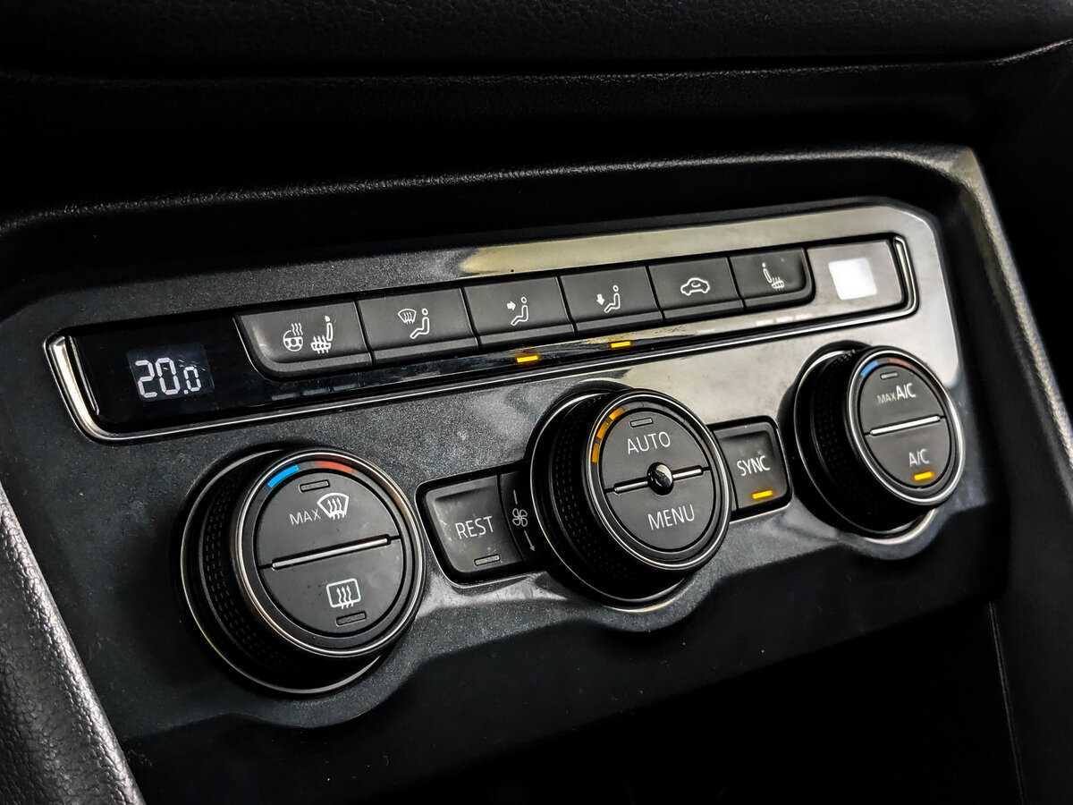 Купить Volkswagen Tiguan, 2017, 149 199 км, фото №22