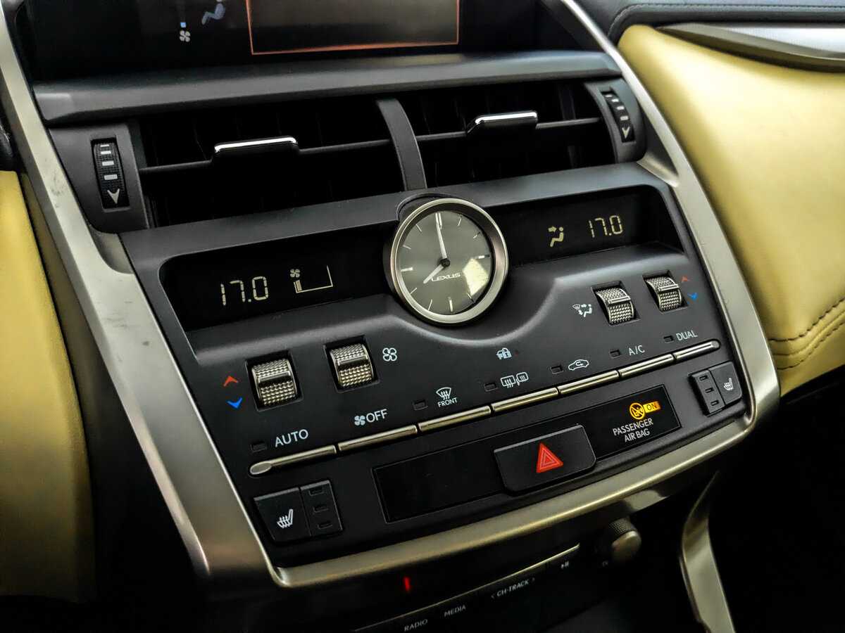 Купить Lexus NX 200, 2018, 100 506 км, фото №21