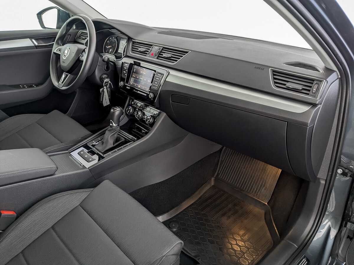 Купить Skoda Superb, 2019, 44 827 км, фото №9