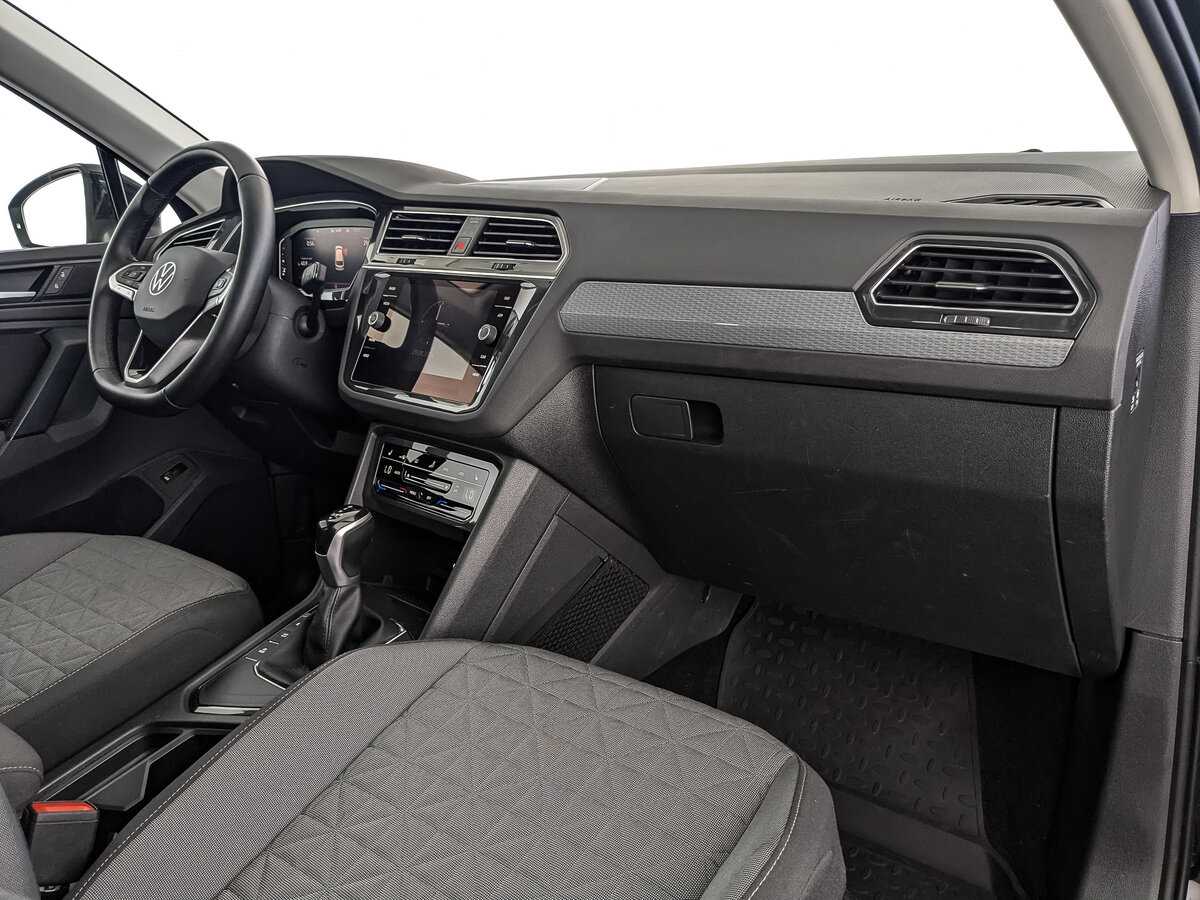 Купить Volkswagen Tiguan, 2021, 45 095 км, фото №9