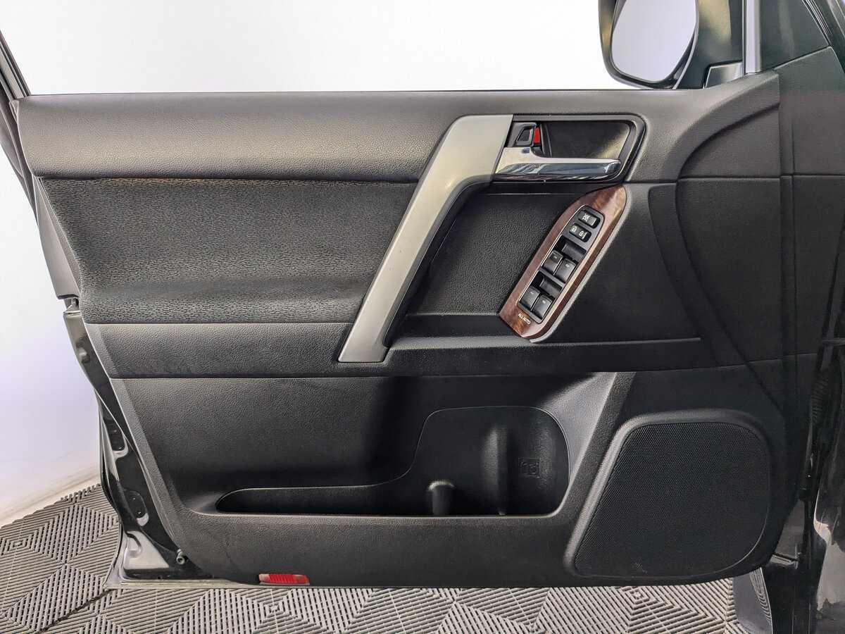 Купить Toyota Land Cruiser Prado, 2016, 120 041 км, фото №15