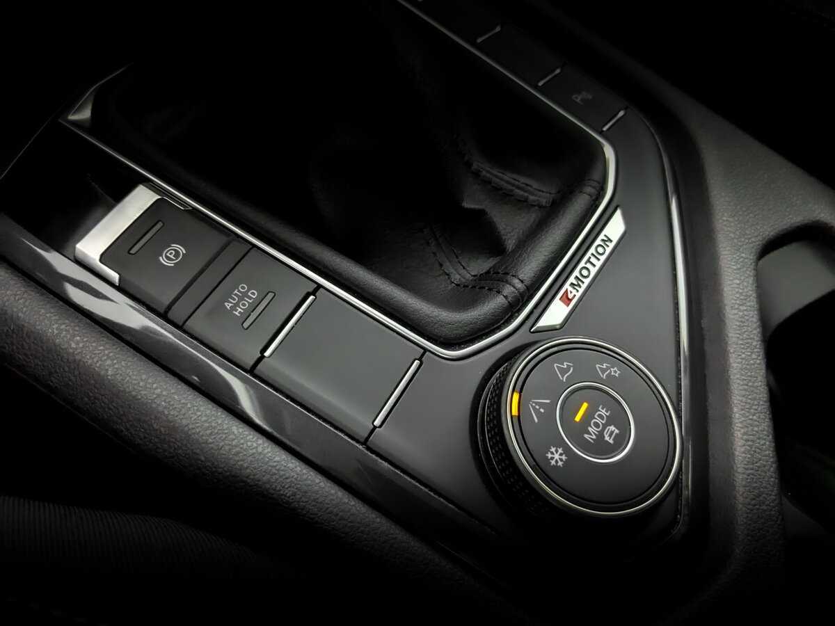 Купить Volkswagen Tiguan, 2021, 93 340 км, фото №21
