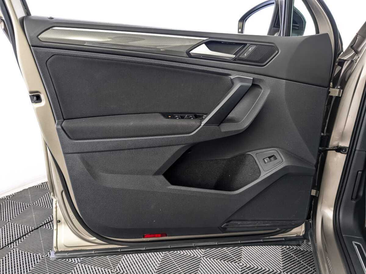 Купить Volkswagen Tiguan, 2019, 97 324 км, фото №15