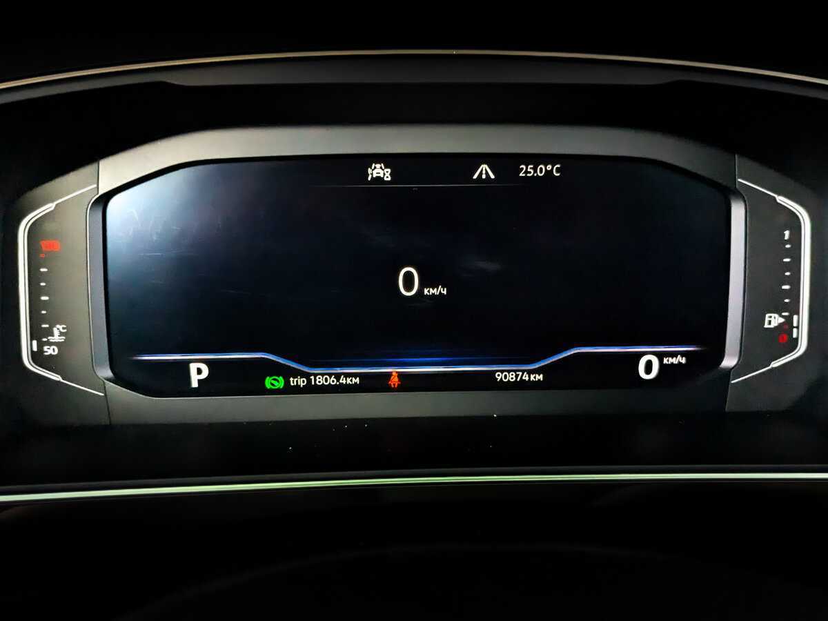 Купить Volkswagen Tiguan, 2020, 90 833 км, фото №11