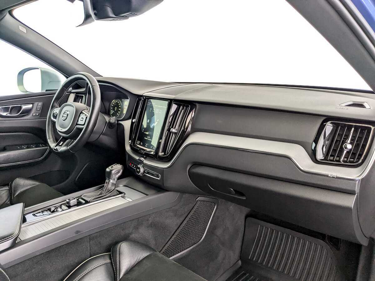 Купить Volvo XC60, 2018, 111 280 км, фото №9