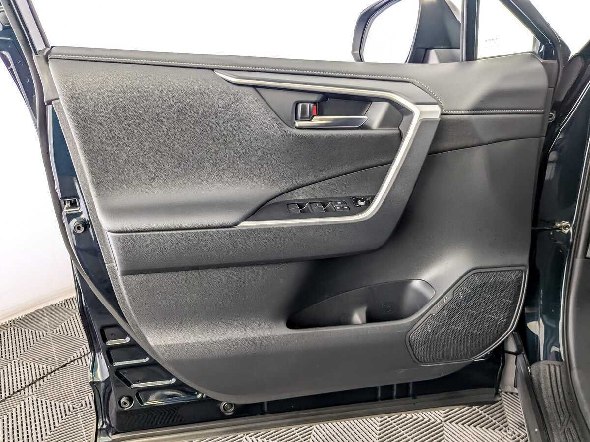 Купить Toyota RAV4, 2020, 108 000 км, фото №4