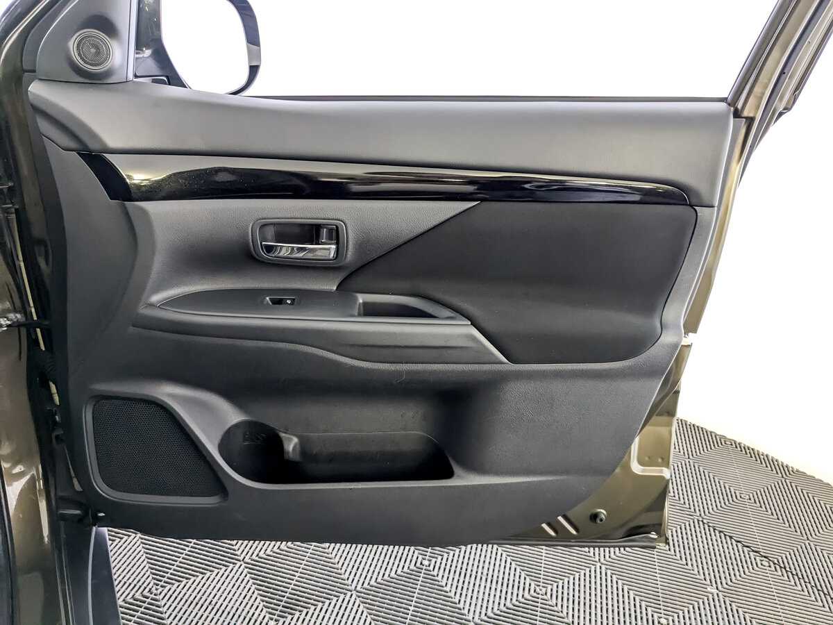 Купить Mitsubishi Outlander, 2021, 70 825 км, фото №19