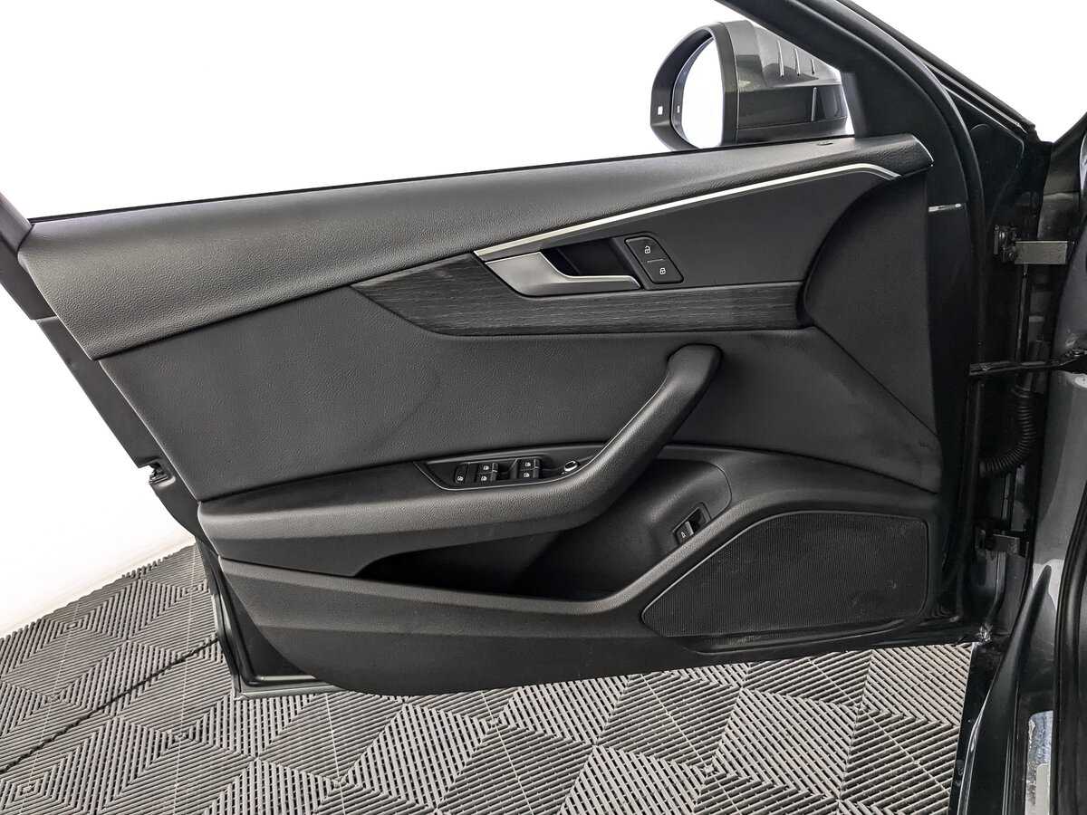 Купить Audi A4, 2018, 75 670 км, фото №15