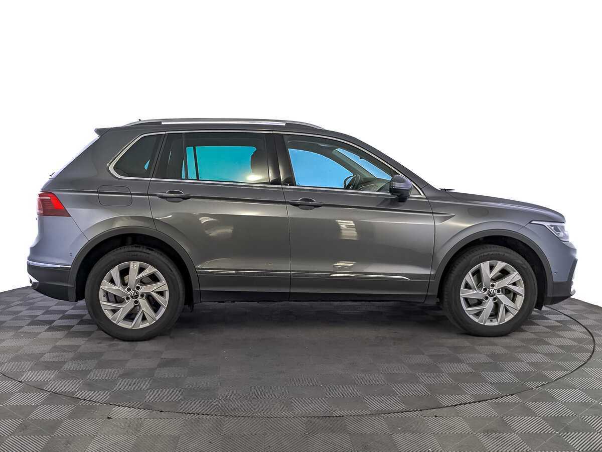 Купить Volkswagen Tiguan, 2021, 57 609 км, фото №4