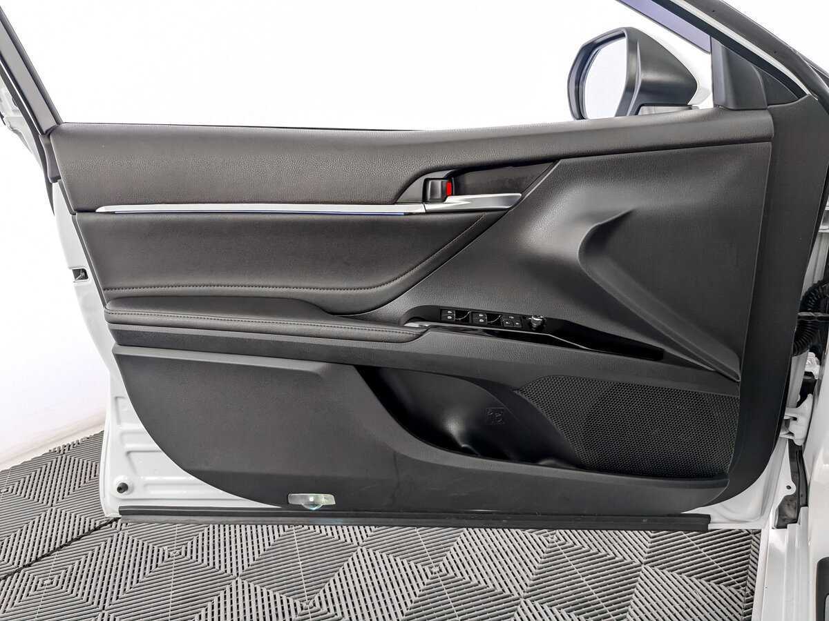 Купить Toyota Camry, 2021, 68 105 км, фото №15