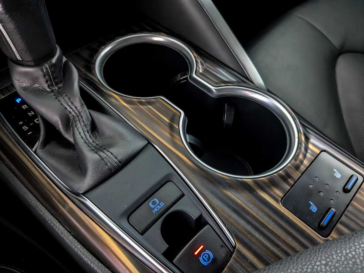 Купить Toyota Camry, 2021, 68 105 км, фото №24