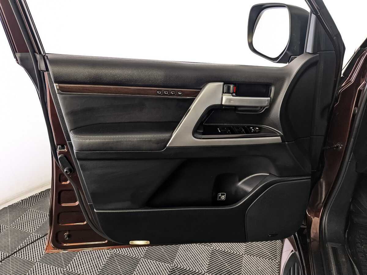 Купить Toyota Land Cruiser, 2017, 168 500 км, фото №15
