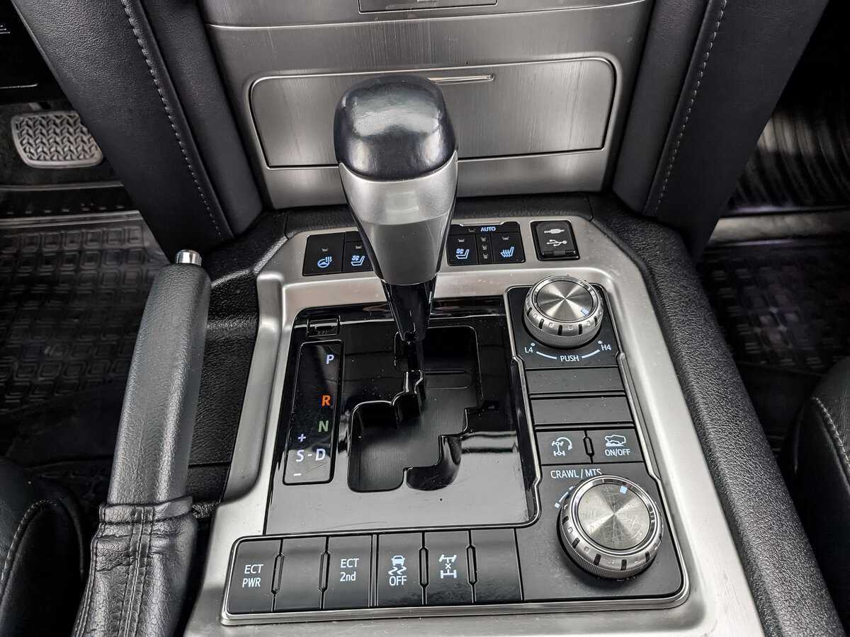Купить Toyota Land Cruiser, 2017, 168 500 км, фото №17
