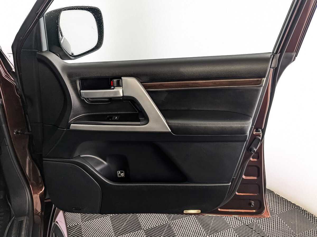 Купить Toyota Land Cruiser, 2017, 168 500 км, фото №21