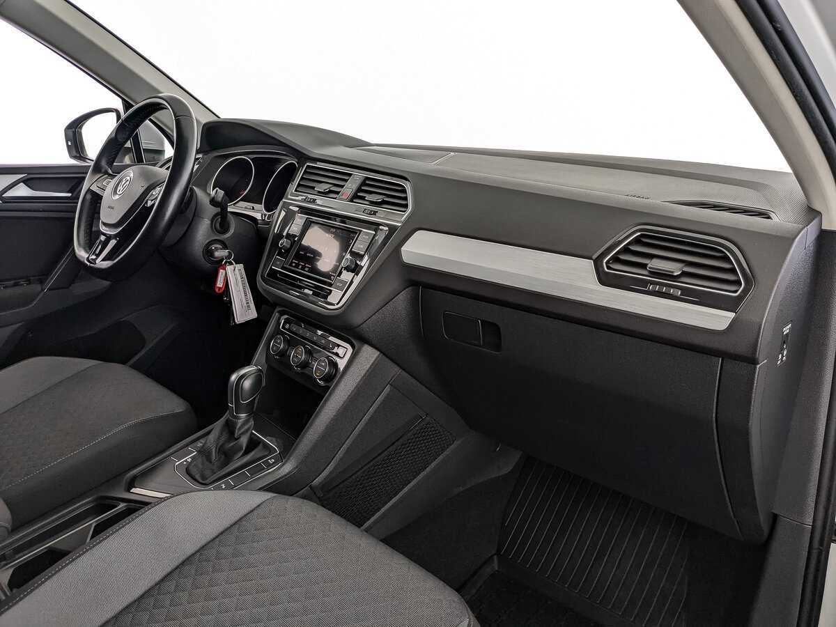 Купить Volkswagen Tiguan, 2018, 99 038 км, фото №9