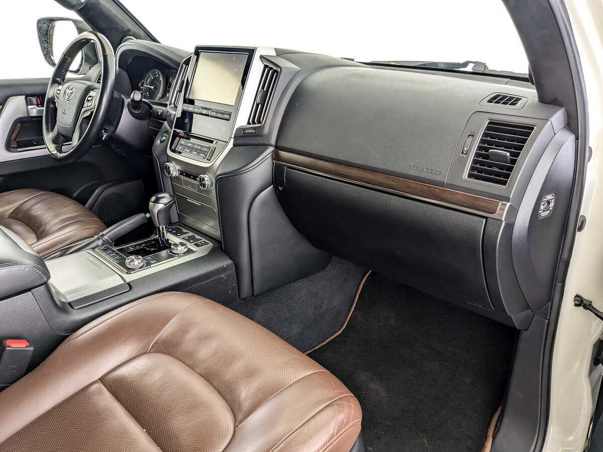 Купить Toyota Land Cruiser, 2016, 132 544 км, фото №9