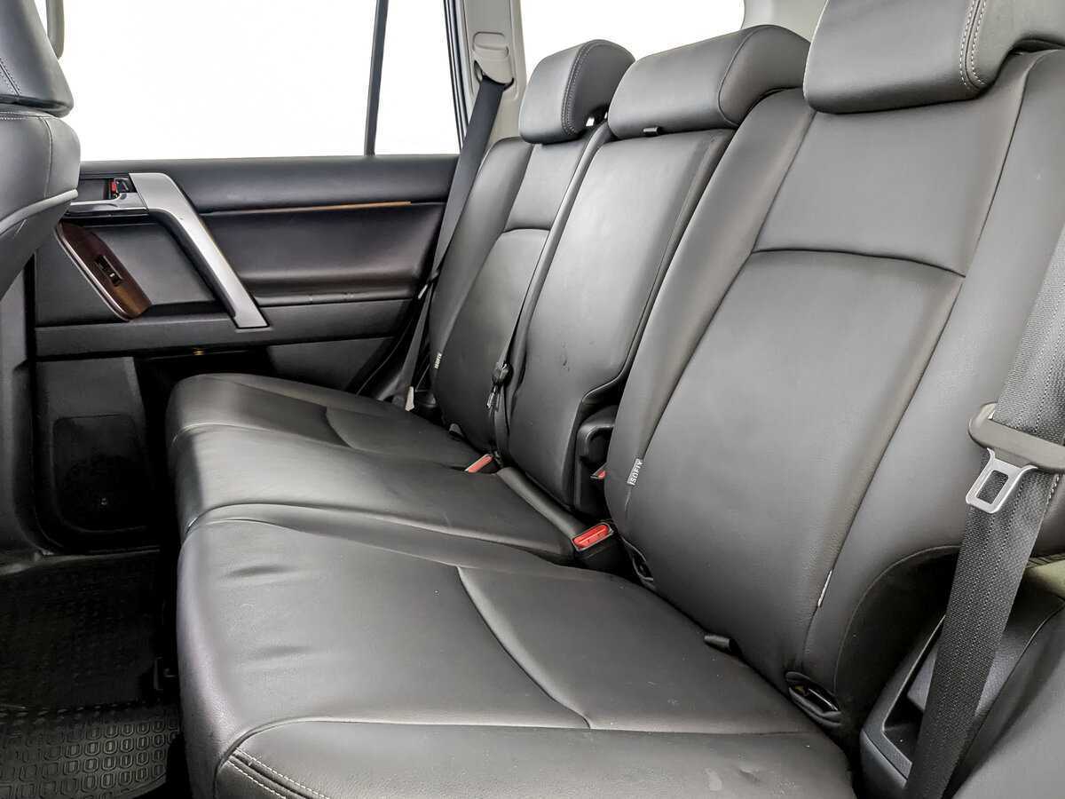 Купить Toyota Land Cruiser Prado, 2017, 55 019 км, фото №10