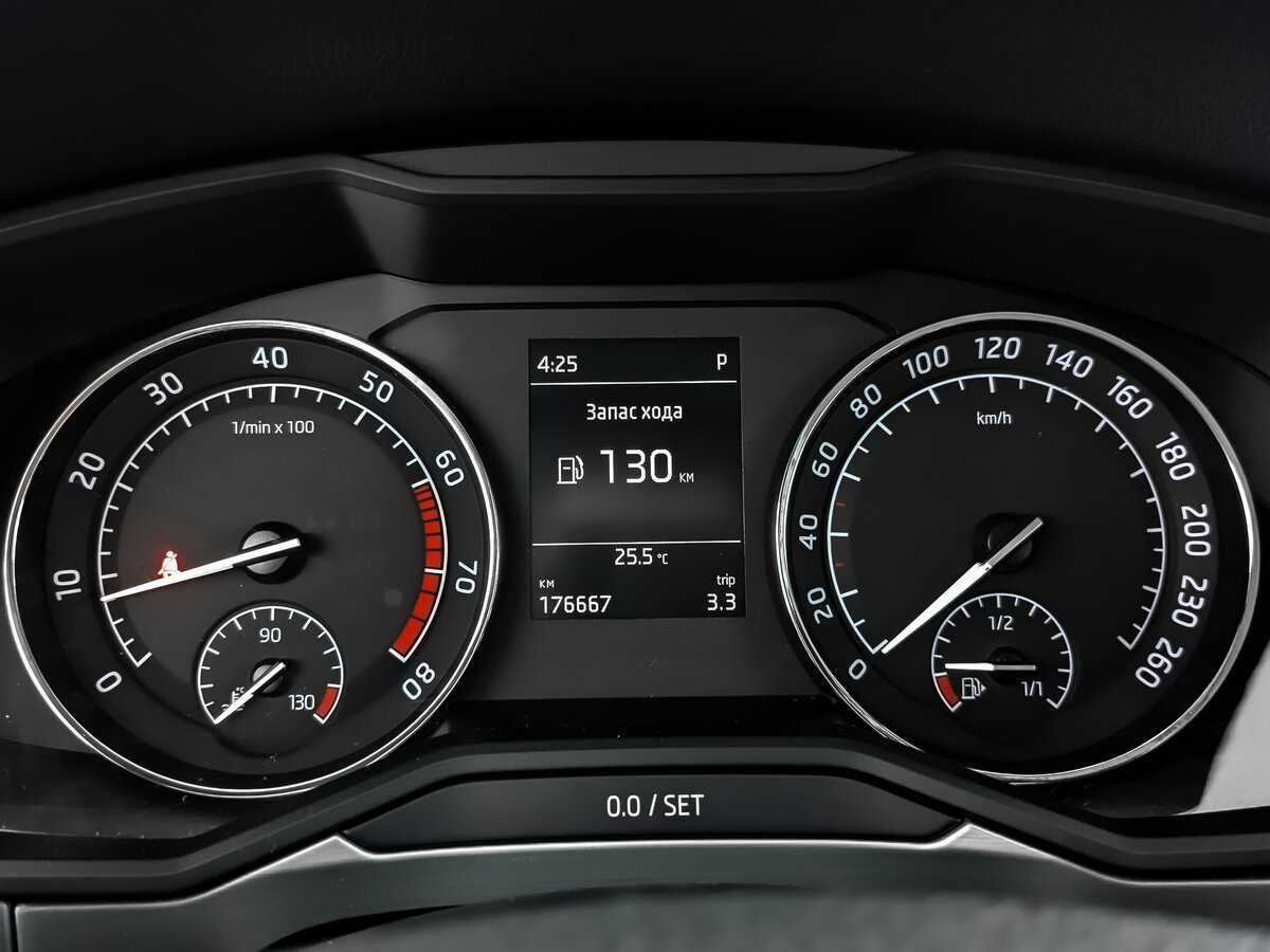 Купить Skoda Superb, 2017, 176 655 км, фото №11