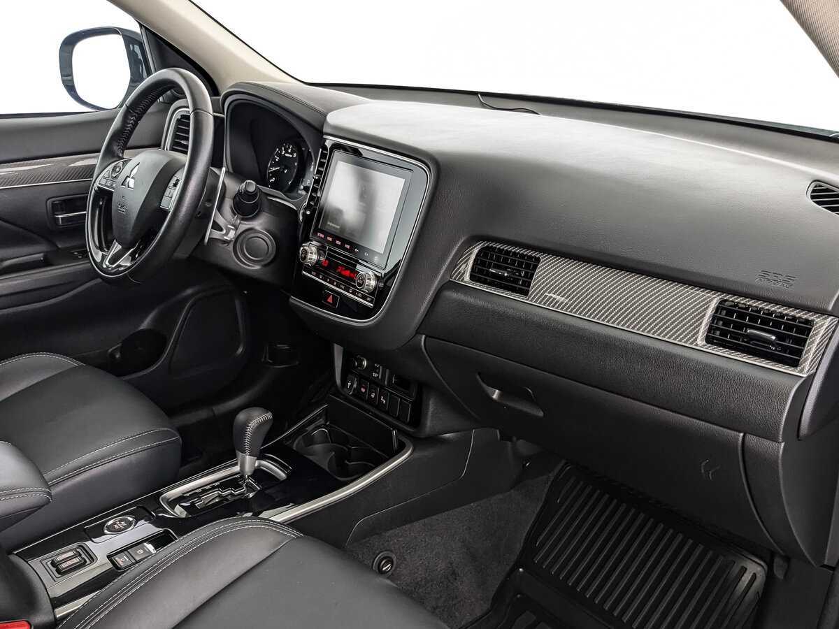 Купить Mitsubishi Outlander, 2021, 98 197 км, фото №9