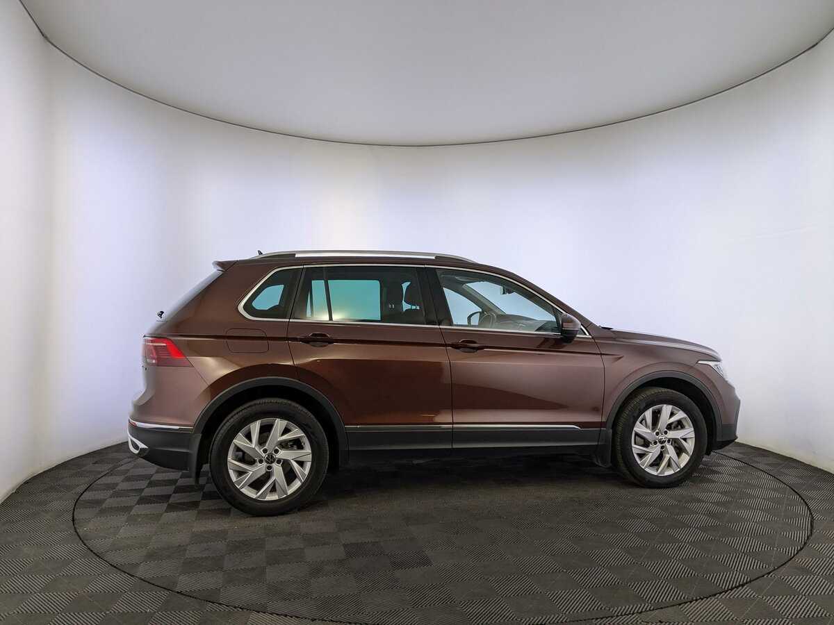 Купить Volkswagen Tiguan, 2021, 56 856 км, фото №4