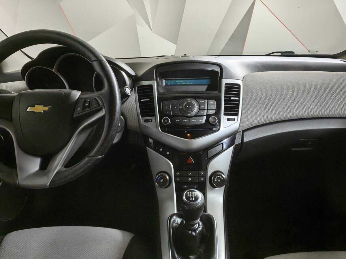 Купить Chevrolet Cruze, 2011, 191 376 км, фото №11