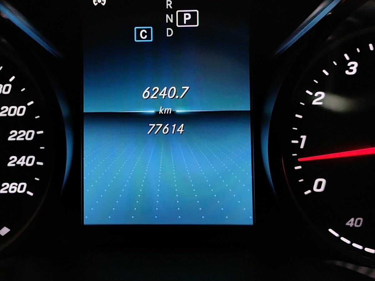 Купить Mercedes-Benz C-Класс 180, 2019, 77 611 км, фото №17