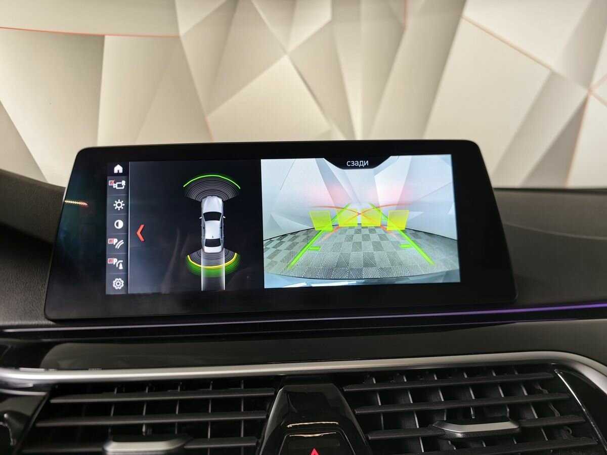 Купить BMW 5 серии 520d, 2017, 61 613 км, фото №14