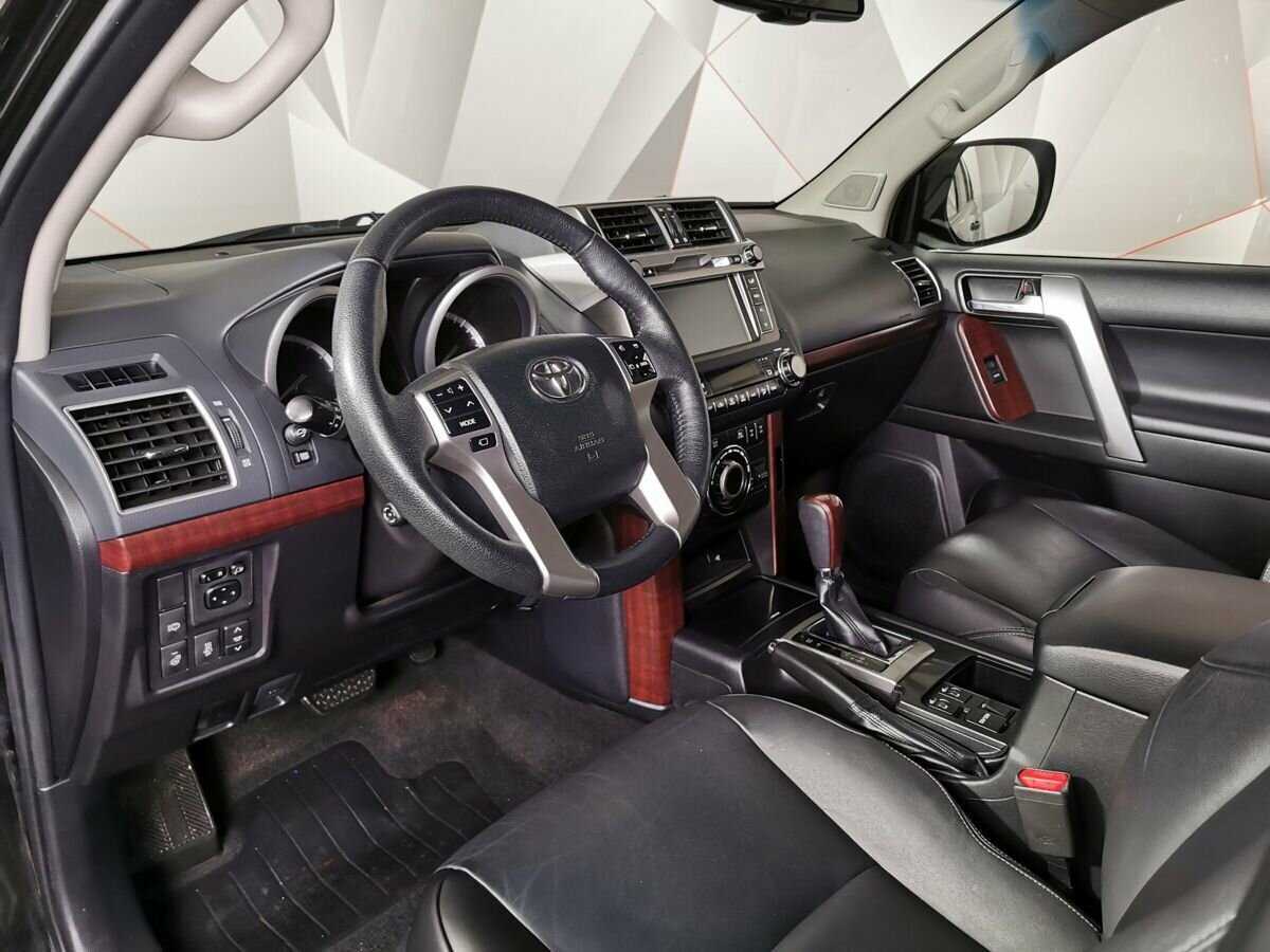 Купить Toyota Land Cruiser Prado, 2017, 211 330 км, фото №14