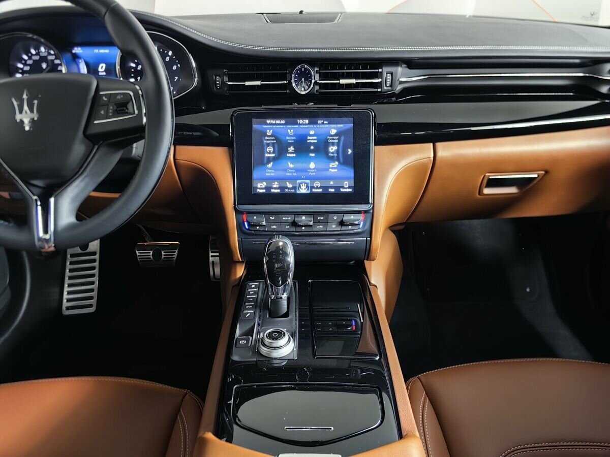 Купить Maserati Quattroporte S Q4, 2016, 32 643 км, фото №11