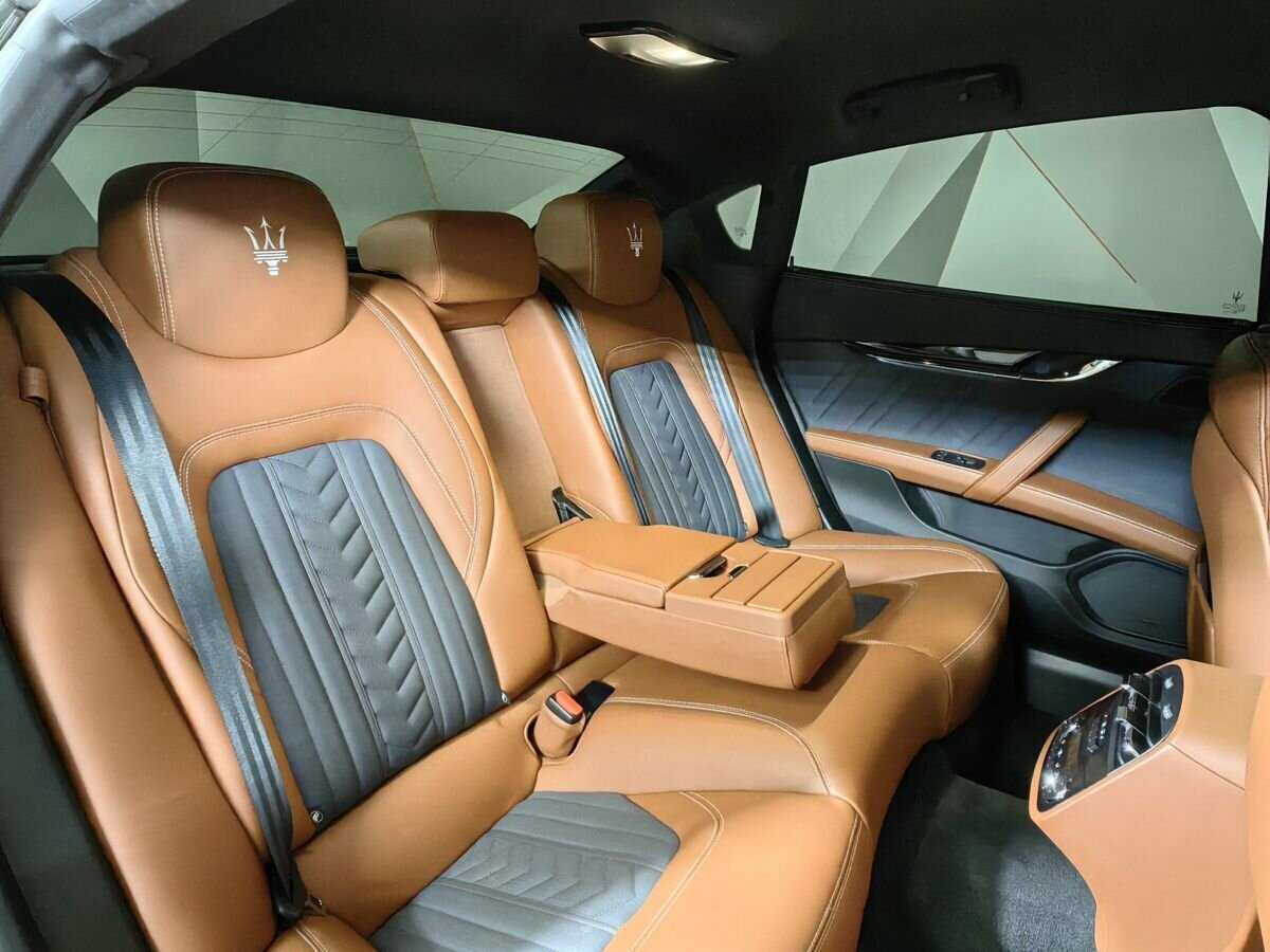 Купить Maserati Quattroporte S Q4, 2016, 32 643 км, фото №13