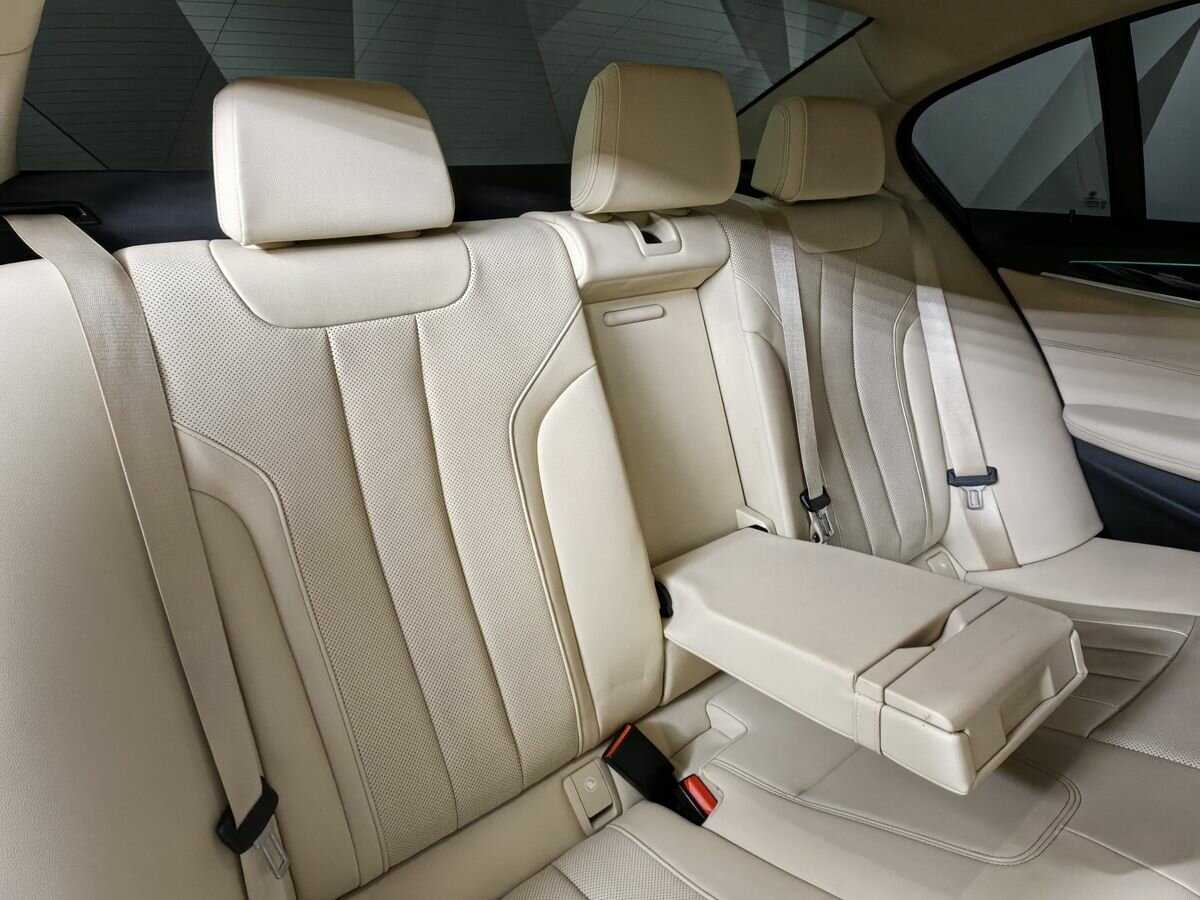 Купить BMW 5 серии 520d, 2020, 56 723 км, фото №13