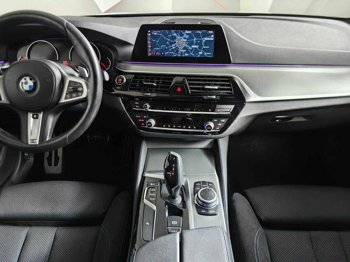 Купить BMW 5 серии 520d xDrive, 2020, 65 294 км, фото №13